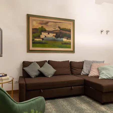 Angie Apartment *